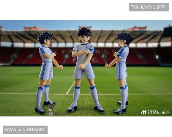 足球明星手办开箱体验分享精美细节与真实还原的完美结合