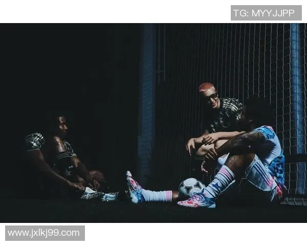 今年备受瞩目的足球明星们引领潮流成就辉煌赛季